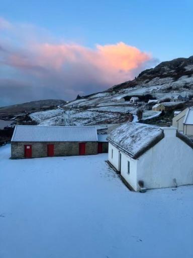 Anne'S Thatched Cottage Kilcar Luaran gambar