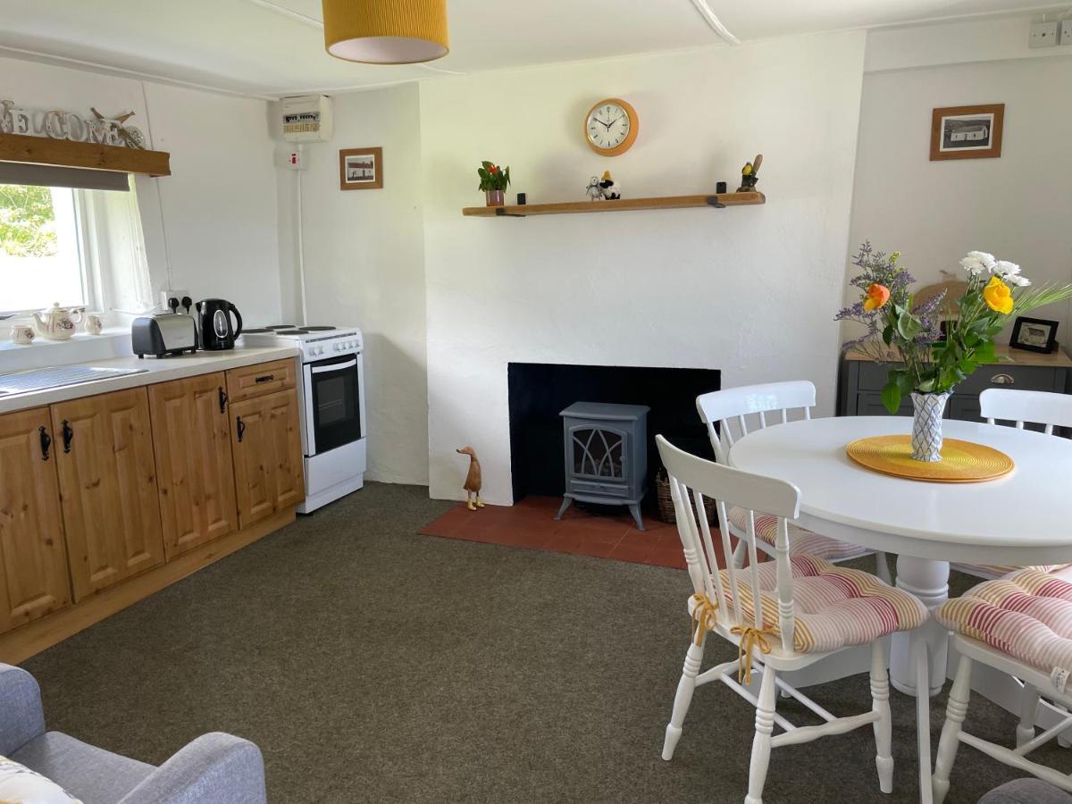 Anne'S Thatched Cottage Kilcar Luaran gambar