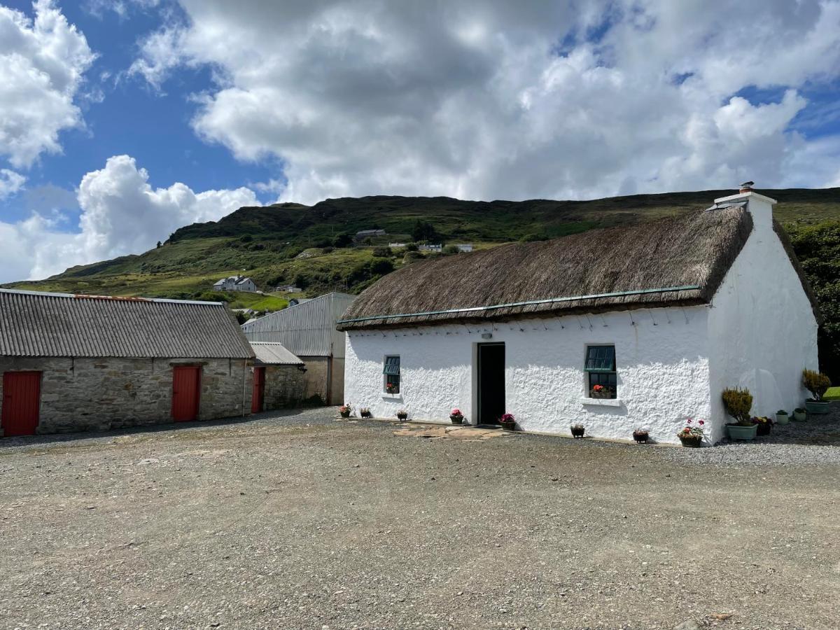 Anne'S Thatched Cottage Kilcar Luaran gambar